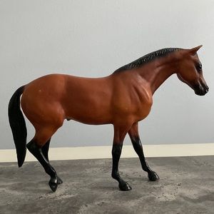 Breyer Rugged Lark